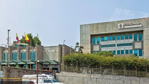 Capturan a jueza, abogada y funcionario judicial por presunto soborno de $1.200 millones