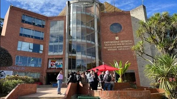 Contraloría detectó $6.899 millones en hallazgos fiscales en Educación de Bogotá