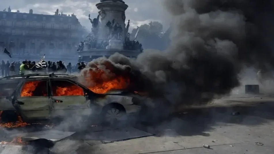 Francia registra más de 1.800 detenidos tras violentas manifestaciones