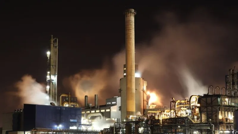 Repunte del crudo y desembolsos del FEPC alivian la liquidez de Ecopetrol