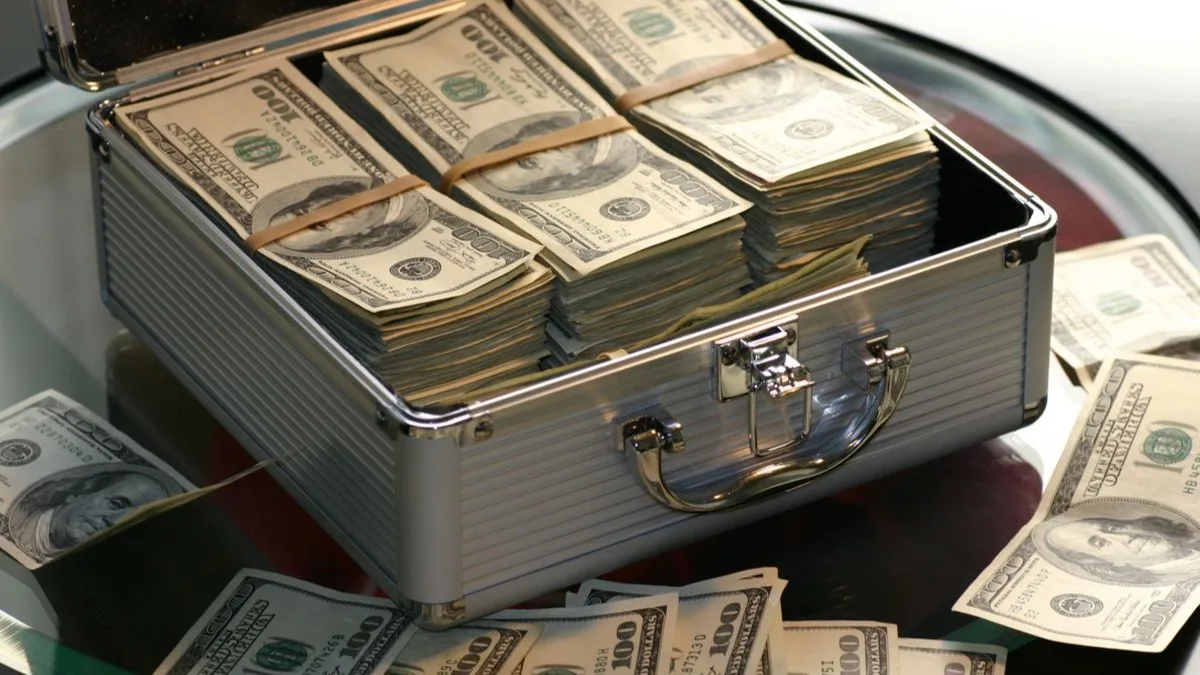 Dólar en Colombia despide la semana a la baja y cierra negociaciones en $3.145 pesos
