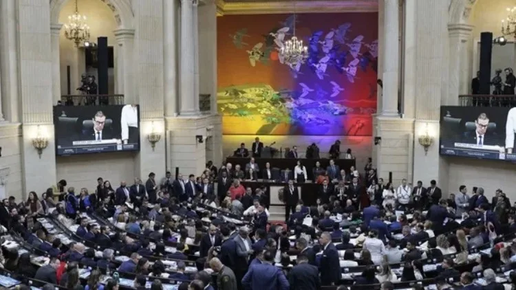 Congreso aprueba presupuesto de Colombia para 2027 por $634,9 billones