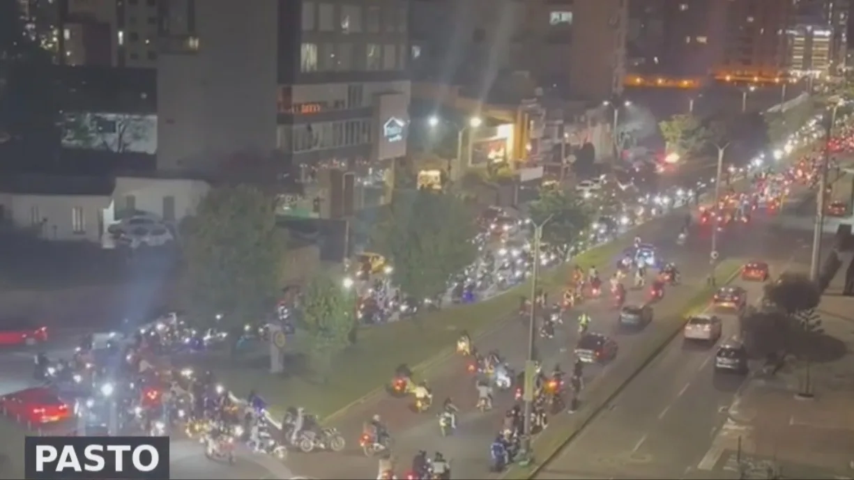 Numerosa caravana de motociclistas genera preocupación en Pasto por faltade acompañamiento
