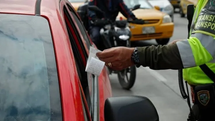 Autoridades de tránsito otorgan descuento en intereses de multas hasta diciembre