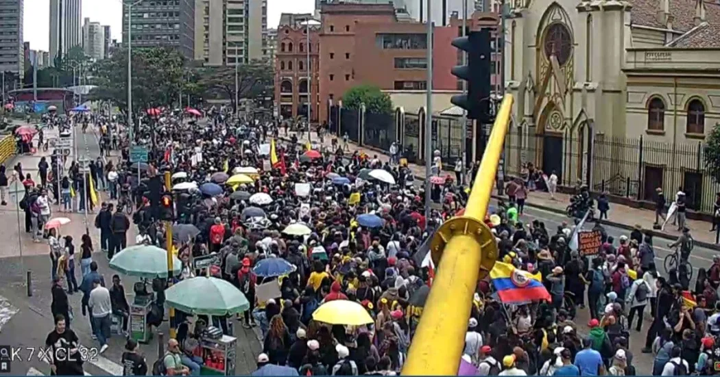 bogota y rutas de transmilenio hoy