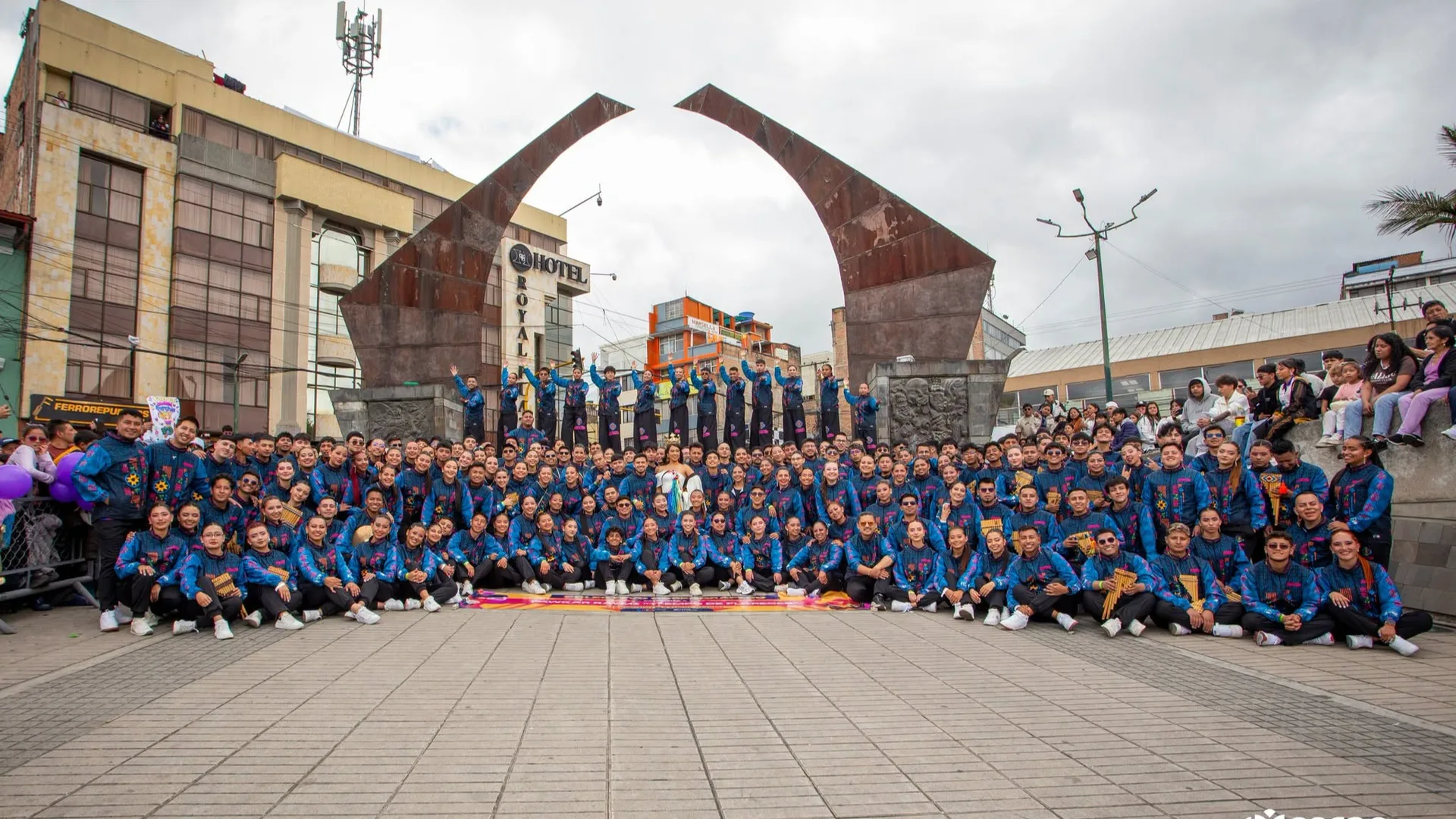 Fundación Cultural Amaru llevará “Pawkar Raymi: Tiempo de florecer” al Carnaval 2027 .