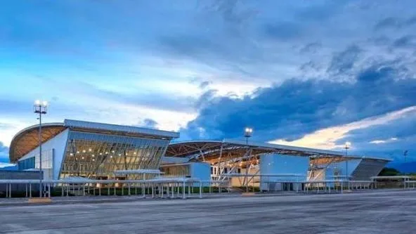 Buscan más vuelos en el aeropuerto perales