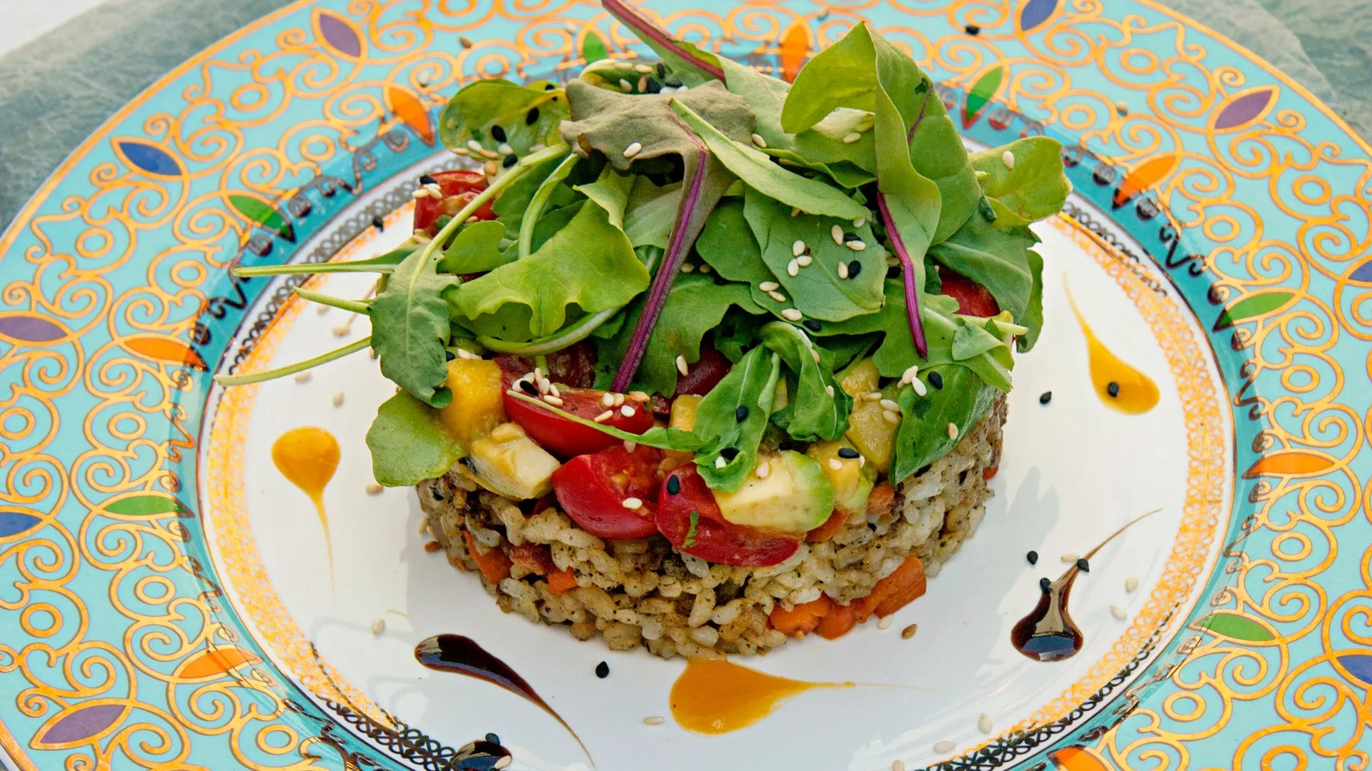 Pastel de quinoa con verduras y queso: una receta al horno fácil, nutritiva.