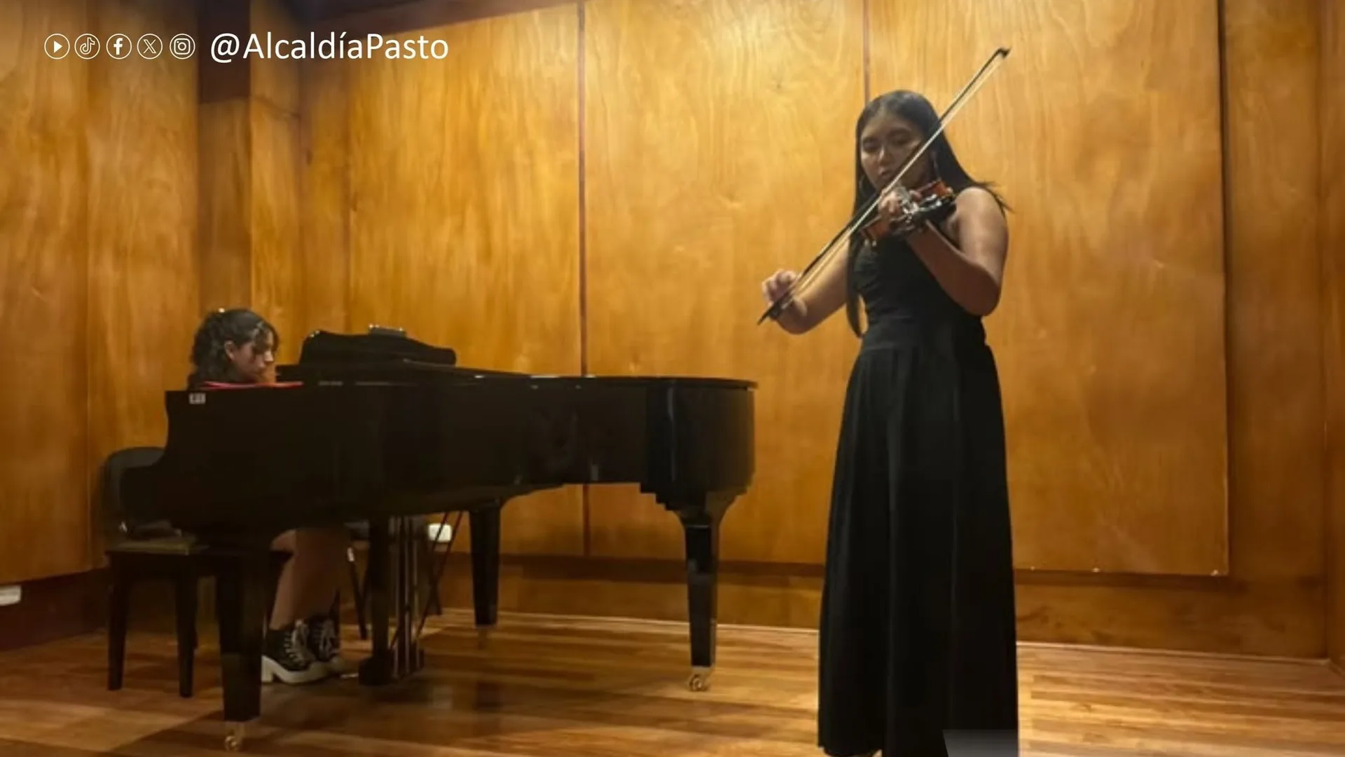 Estudiantes de la Red de Escuelas de Formación Musical ofrecieron concierto en la Udenar.
