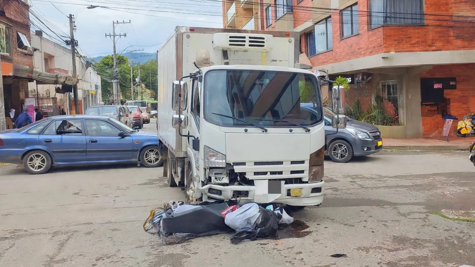 Choque Nocturno: Violento Accidente en Duitama Deja Dos Personas Heridas