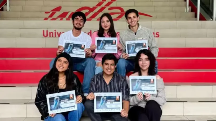 Estudiantes de UDLA Ecuador ganaron premio internacional de publicidad en Chile