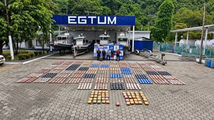La Armada colombiana incauta dos toneladas de cocaína en aguas de Nariño