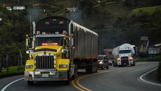 Conductores de camiones piden ayudas para renovar la flota en Colombia