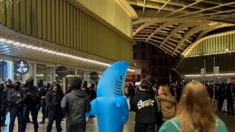 Francia desplegará 70.000 agentes ante el riesgo de disturbios durante Halloween
