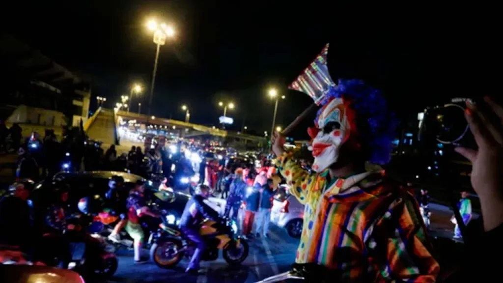 Bogotá restringirá las motos por Halloween 2026: horarios, vías afectadas y excepciones