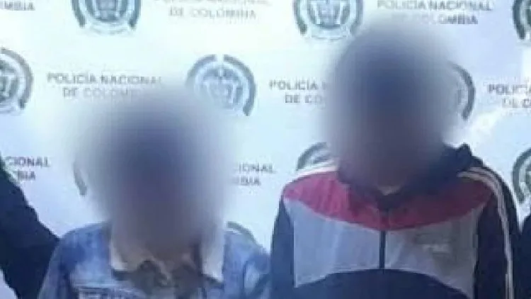 Dos jóvenes son capturados en Bogotá con más de dos kilos de marihuana en un taxi