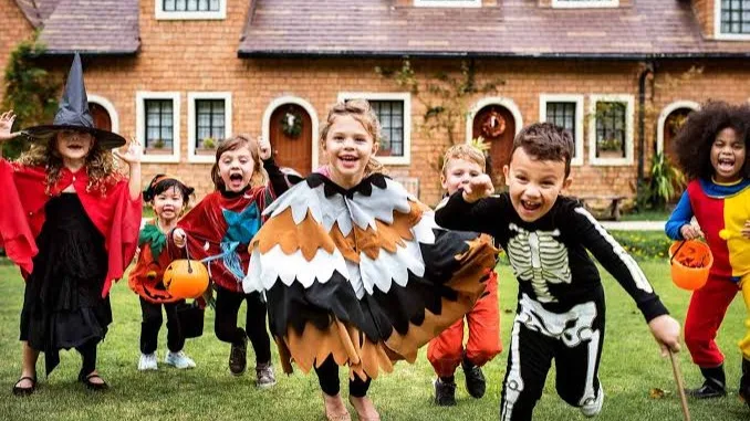 Halloween se vive en Colombia con disfraces, dulces y actividades familiares
