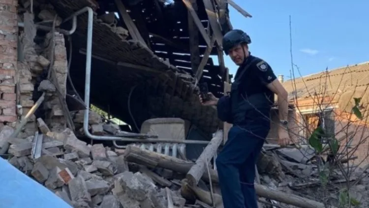 Ataque ruso con bombas contra zona residencial de Sloviansk deja un muerto