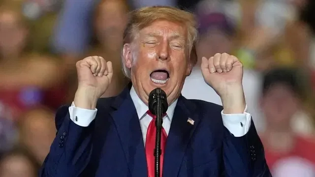 Trump propone renombrar el Atlántico, pero Google rechaza su petición