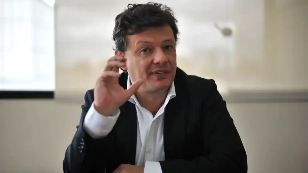 Fiscalía imputará a Hollman Morris por el delito de acto sexual violento