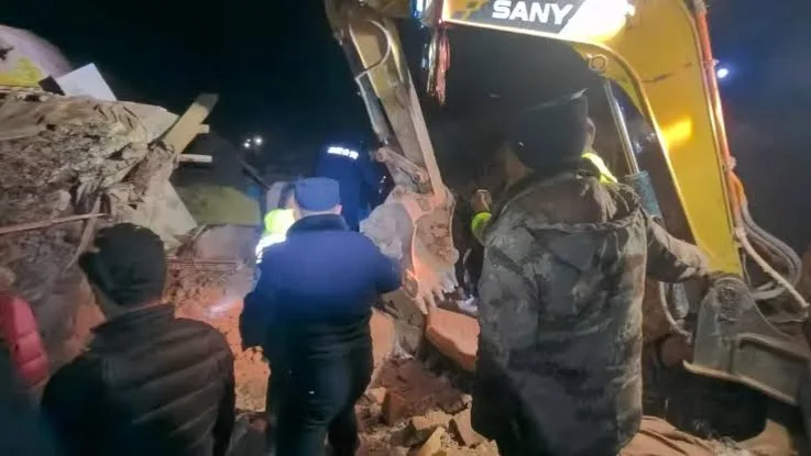 Terremoto de magnitud 7 sacude el Tíbet y deja muertos, heridos y viviendas destruidas