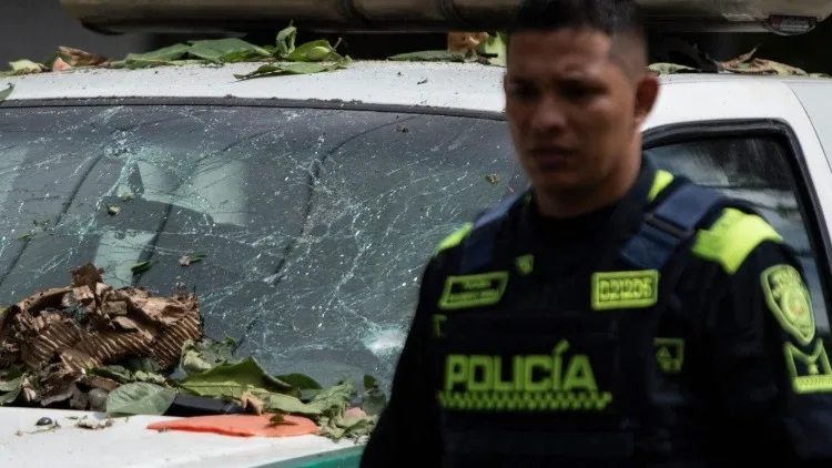 Atentado con explosivos en Cali deja tres policías heridos en zona rural