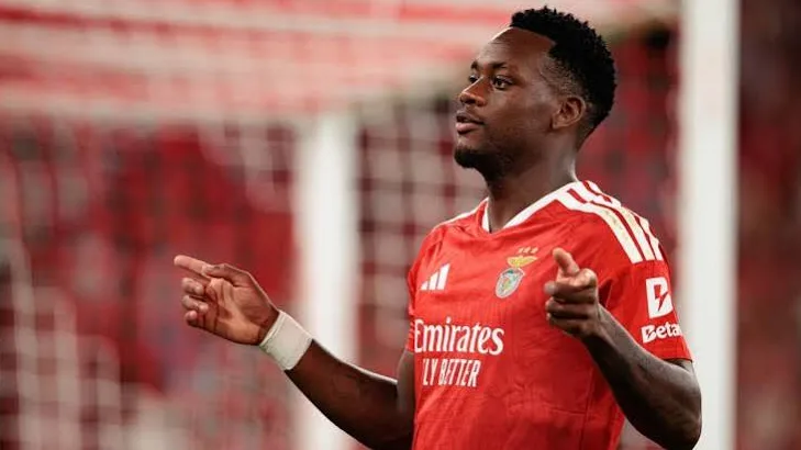 ¡Jhon Jáder Durán se volvió loco! Picó un penalti y marcó golazo con Benfica