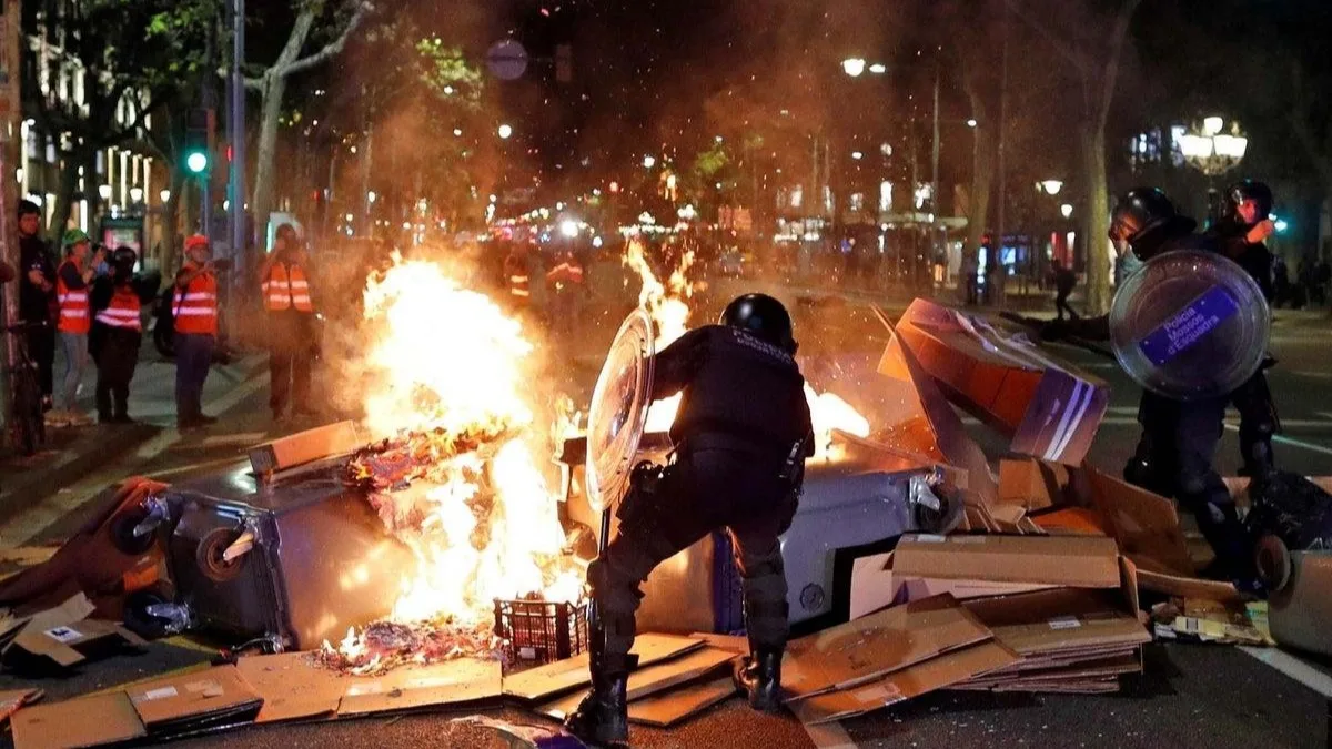 Disturbios sacuden España: Barcelona y Bilbao elevan la tensión