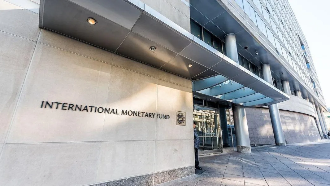 Colombia busca respaldo del FMI para aliviar sus compromisos de deuda en 2027