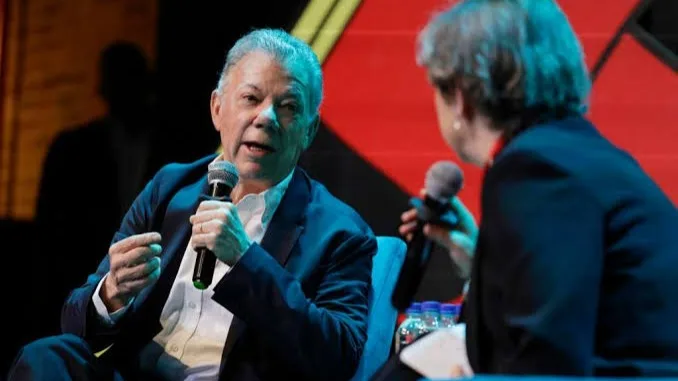 Juan Manuel Santos defiende el Acuerdo de Paz en el extranjero a diez años de su firma