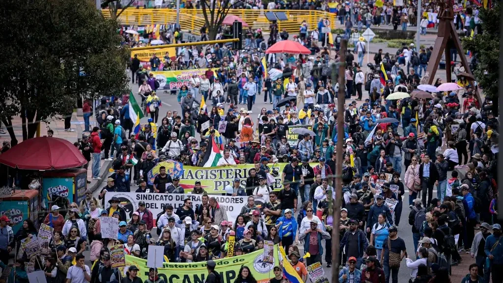 Así fueron las marchas de este 14 de octubre: Petro no habló en tarima HOY