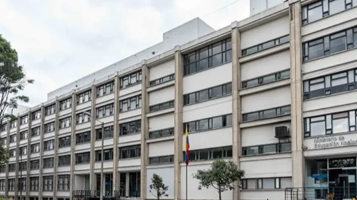 Gobierno de De la Espriella propone unir Educación y Ciencia en un solo ministerio