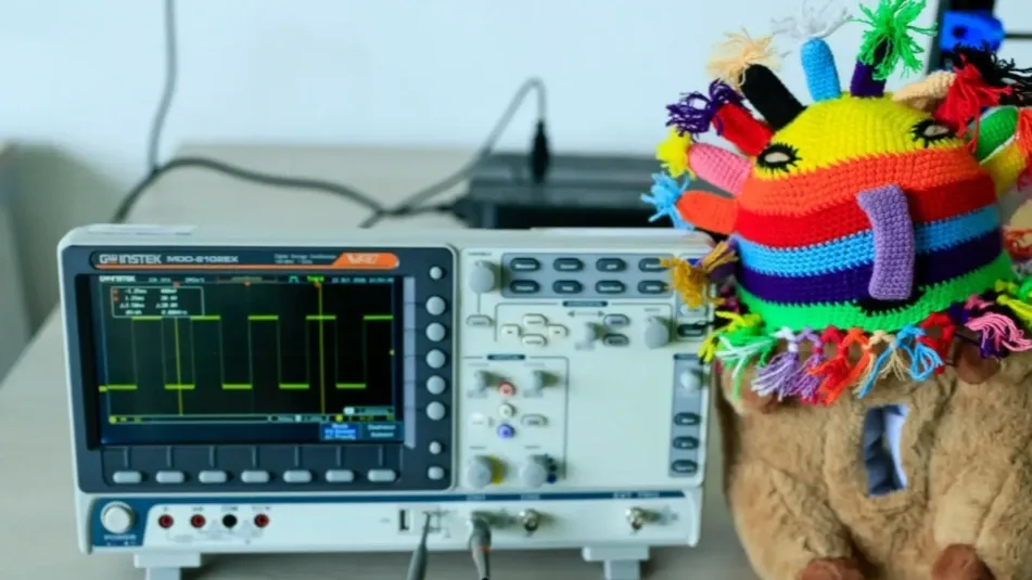 Capibot: el robot de peluche que busca apoyar a niños con autismo
