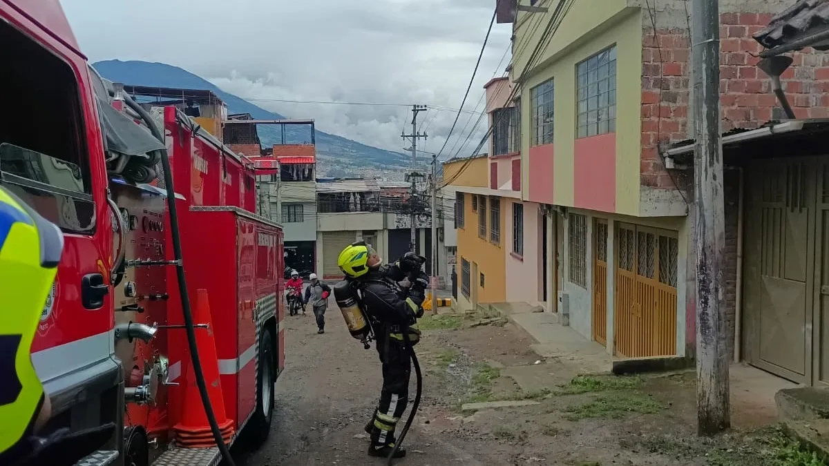 Bomberos atendió dos incendios eléctricos en Pasto y Jongovito