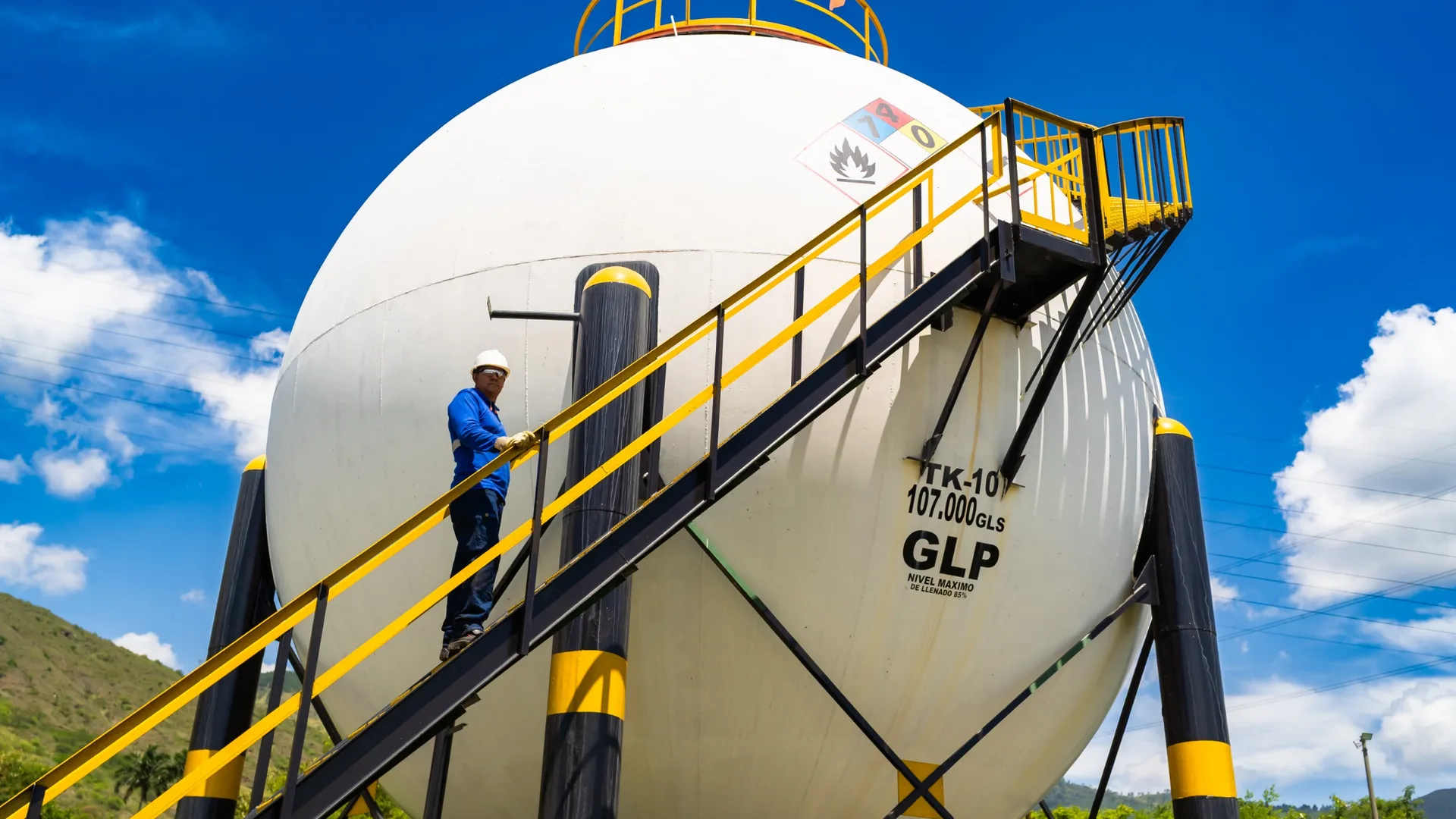 Diversificar la matriz energética, clave para la continuidad de la industria colombiana