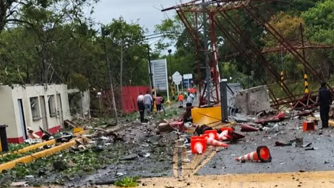 Atentado en peaje de La Sierra deja varios heridos y destruye infraestructura en el Cauca