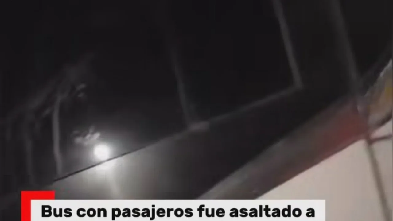 ¡Atraco armado a bus en la vía Pasto - Popayán! Les dispararon