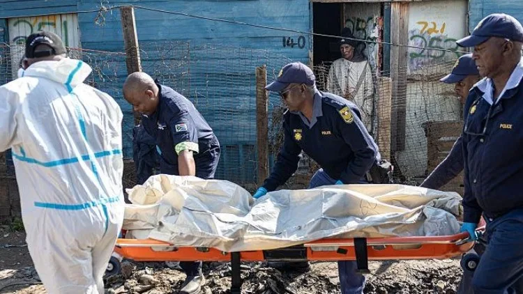 Tiroteo en Sudáfrica deja cuatro muertos tras ceremonia en memoria de un líder político