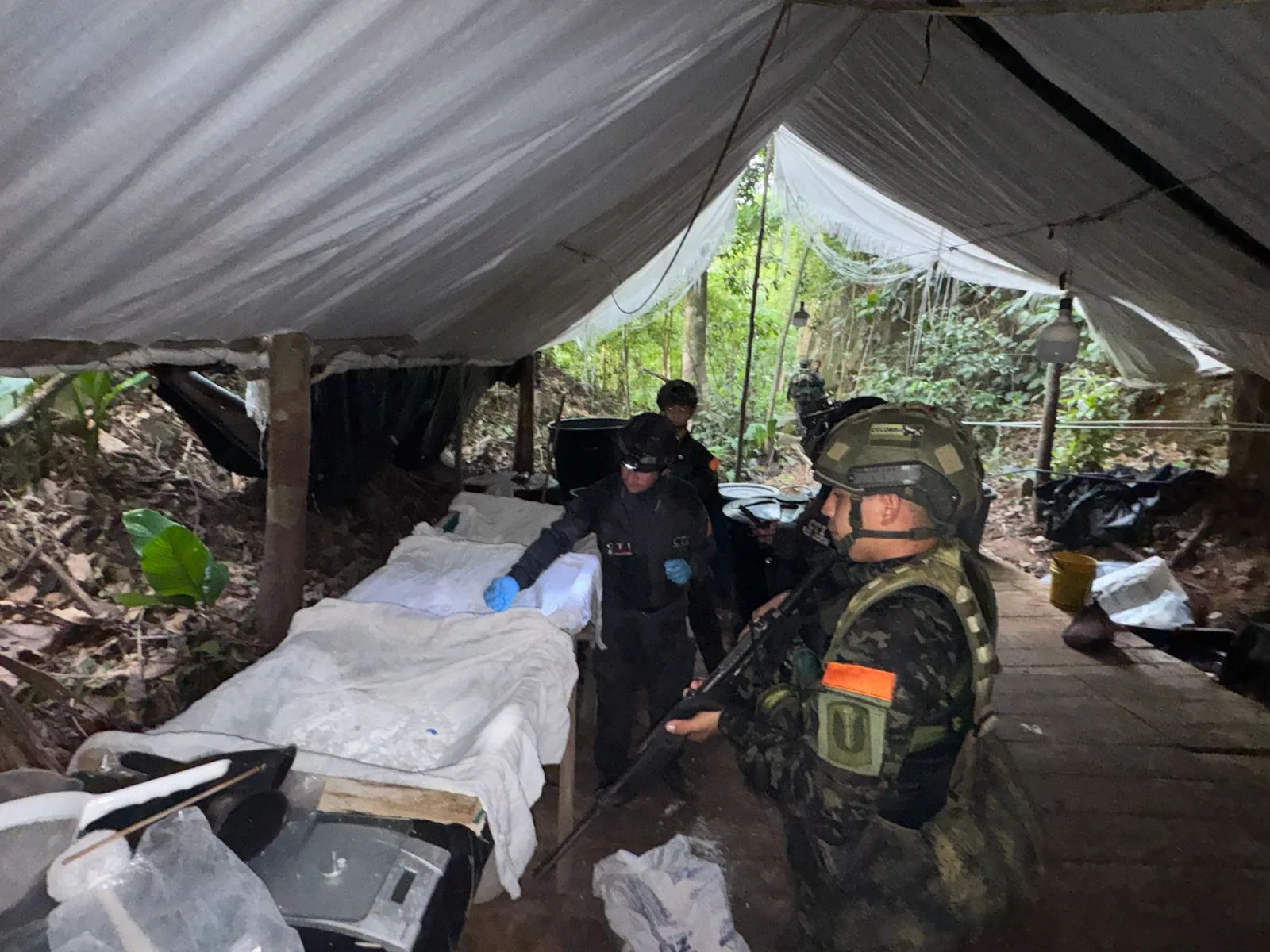 Ejército destruyó laboratorio de cocaína