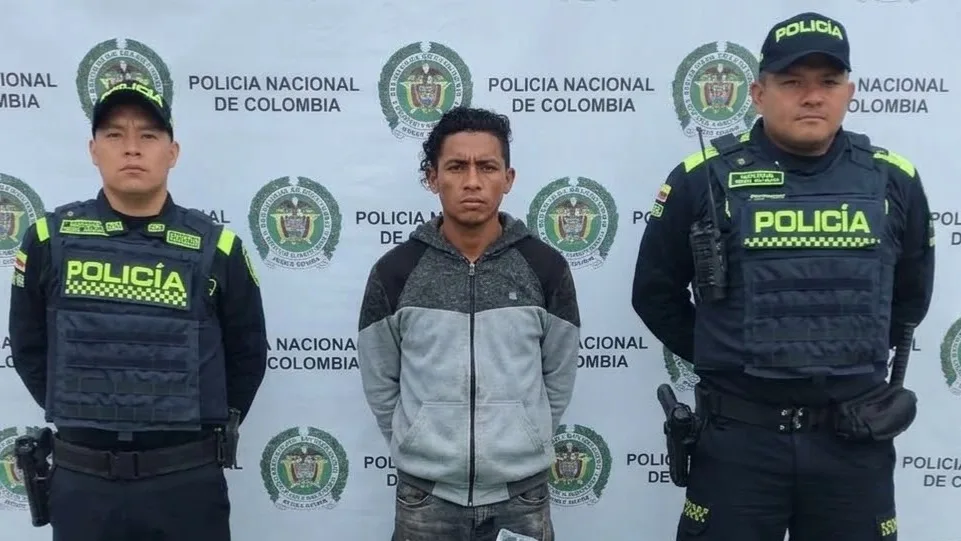 MISTERIOSO HALLAZGO DE ARMAS EN SILVIA CAUCA
