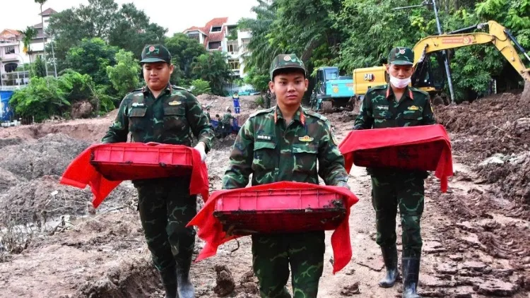Vietnam sepulta los restos de 731 víctimas de la ofensiva del Tet de 1968