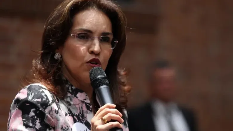 Nombramiento de Morales abre polémica nacional
