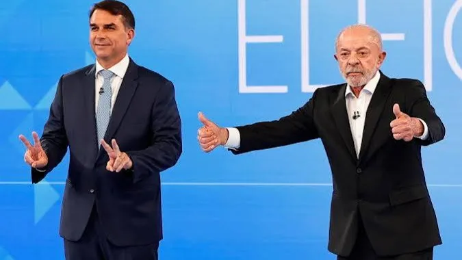 Lula y Flávio Bolsonaro protagonizaron un tenso último debate antes de la segunda vuelta.