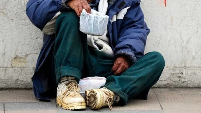 Identifican factores clave asociados a la habitabilidad en calle en la población juvenil