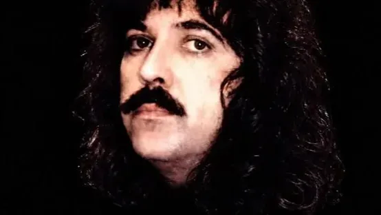 Saúl Blanch, el cantante que hizo historia con Rata Blanca y hoy despide el rock argentino