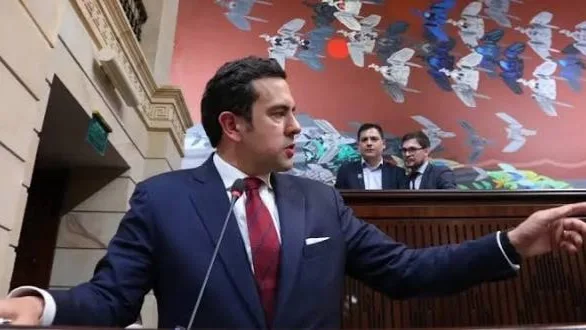 Las diferencias políticas del tropiezo presupuestal que marcaron la salida de Rodrigo Lara