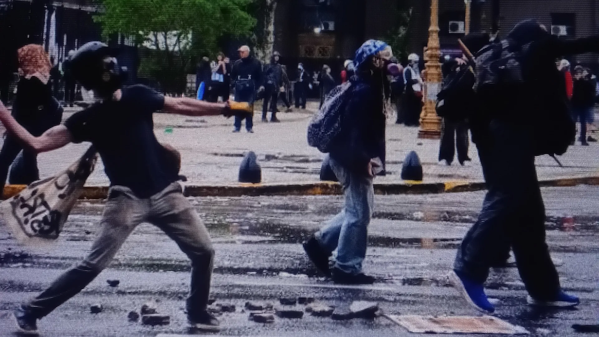 Los enfrentamientos en las inmediaciones del Congreso dejaron ocho efectivos de las fuerza