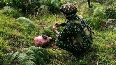 Ejército neutraliza tres cilindros bomba en Cauca
