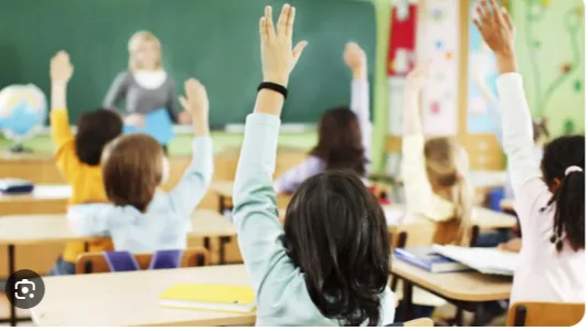 Proyecto propone ampliar a 14 años la educación obligatoria en Colombia