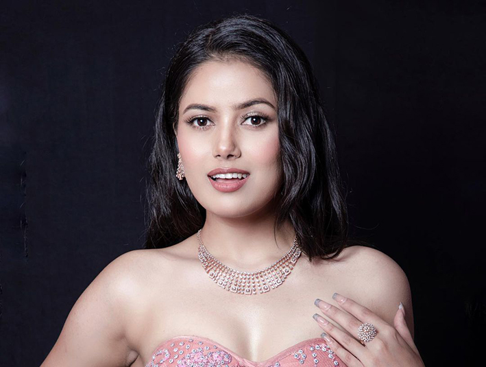 Por su parte, hace unas semanas se designó a la nueva Miss Grand Nepal 2023, resultando electa la estudiante Garima Ghimire.